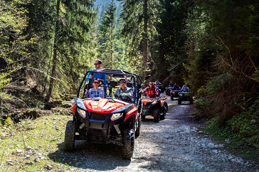 ATV Hand Signals and Other Trail Riding Etiquette Essentials